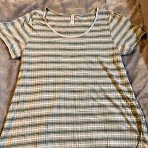 LulaRoe Classic T